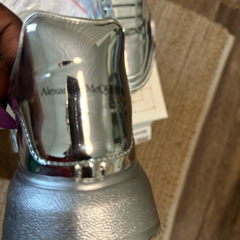 Authentic Alexander McQueen Silver Holographic Sneaker - Picture 11 of 13